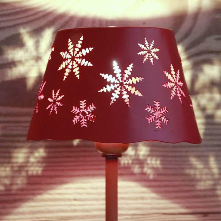 Small metal lampshade with cut out snowflakes, small model for wholesale by LES SCULPTEURS DU LAC