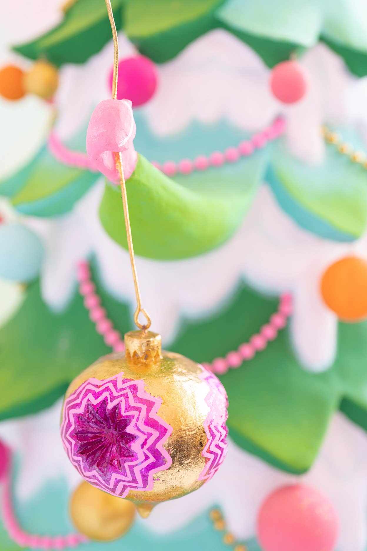 Glitterville - Wholesale Decorative Tabletop Object - Glitterville Pinesy On Point Display, Resin, 88"3