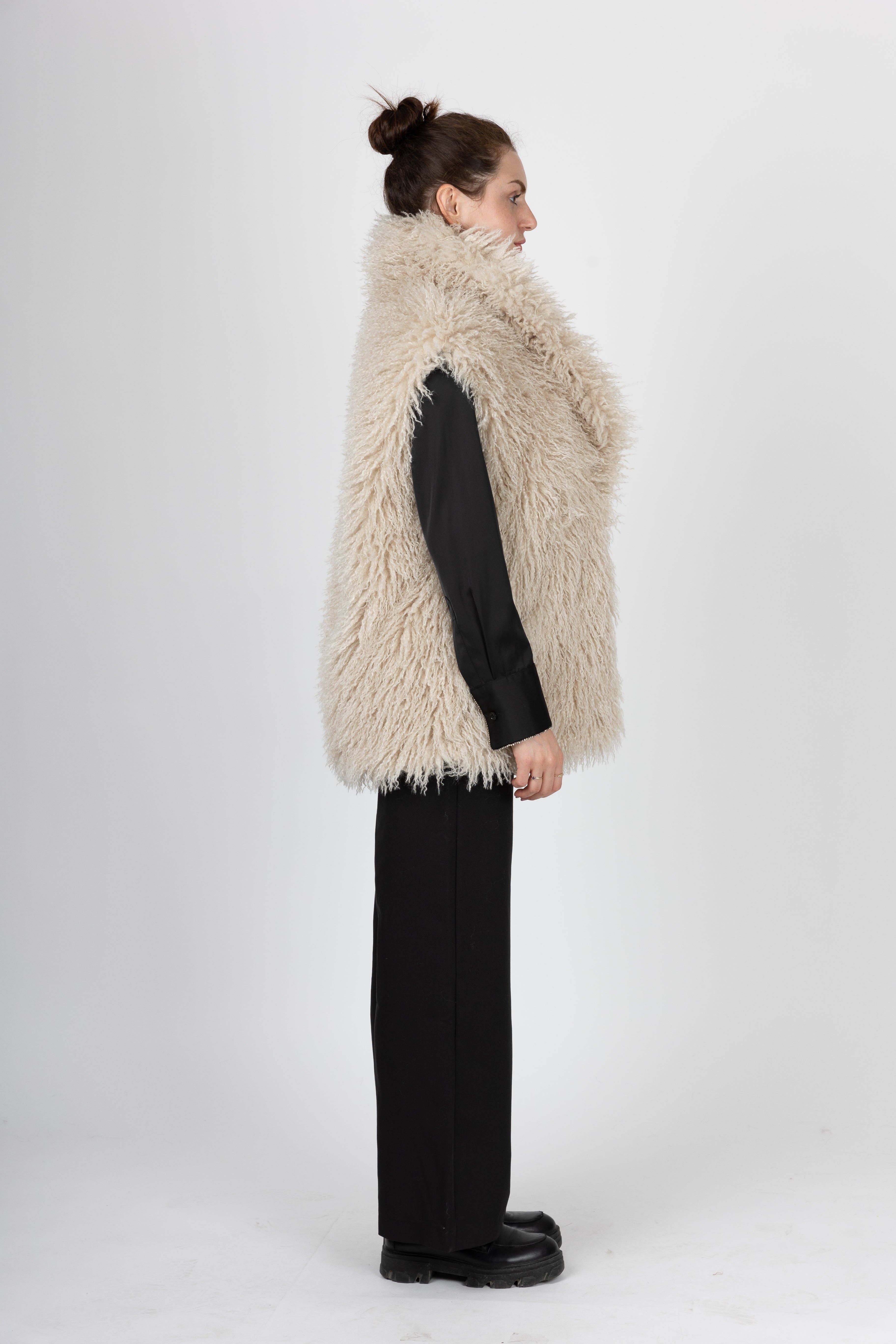 KZELL PARIS - Wholesale Outerwear Vest - Women's - SLEEVELESS VEST IN FAUX SHEEPSKIN FUR16