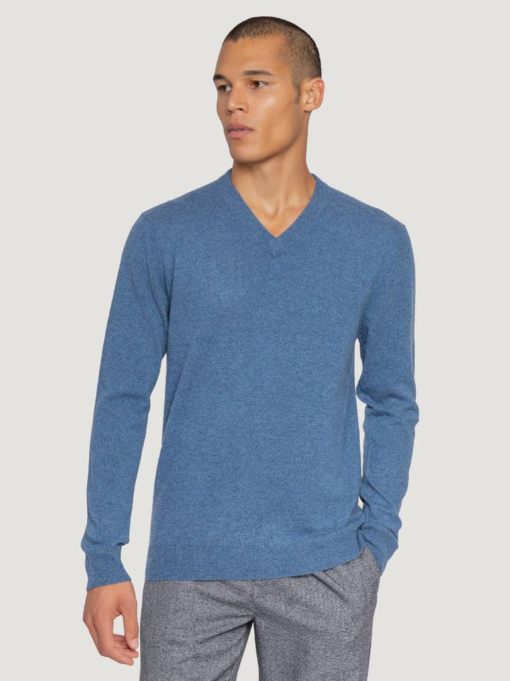 Oliver Cashmere V-Neck for wholesale by QUINN