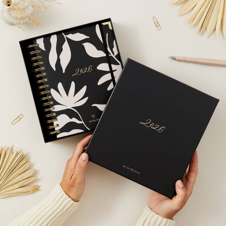 Blush And Gold - Wholesale Planner - 2026 Daily Planner - Flora II1