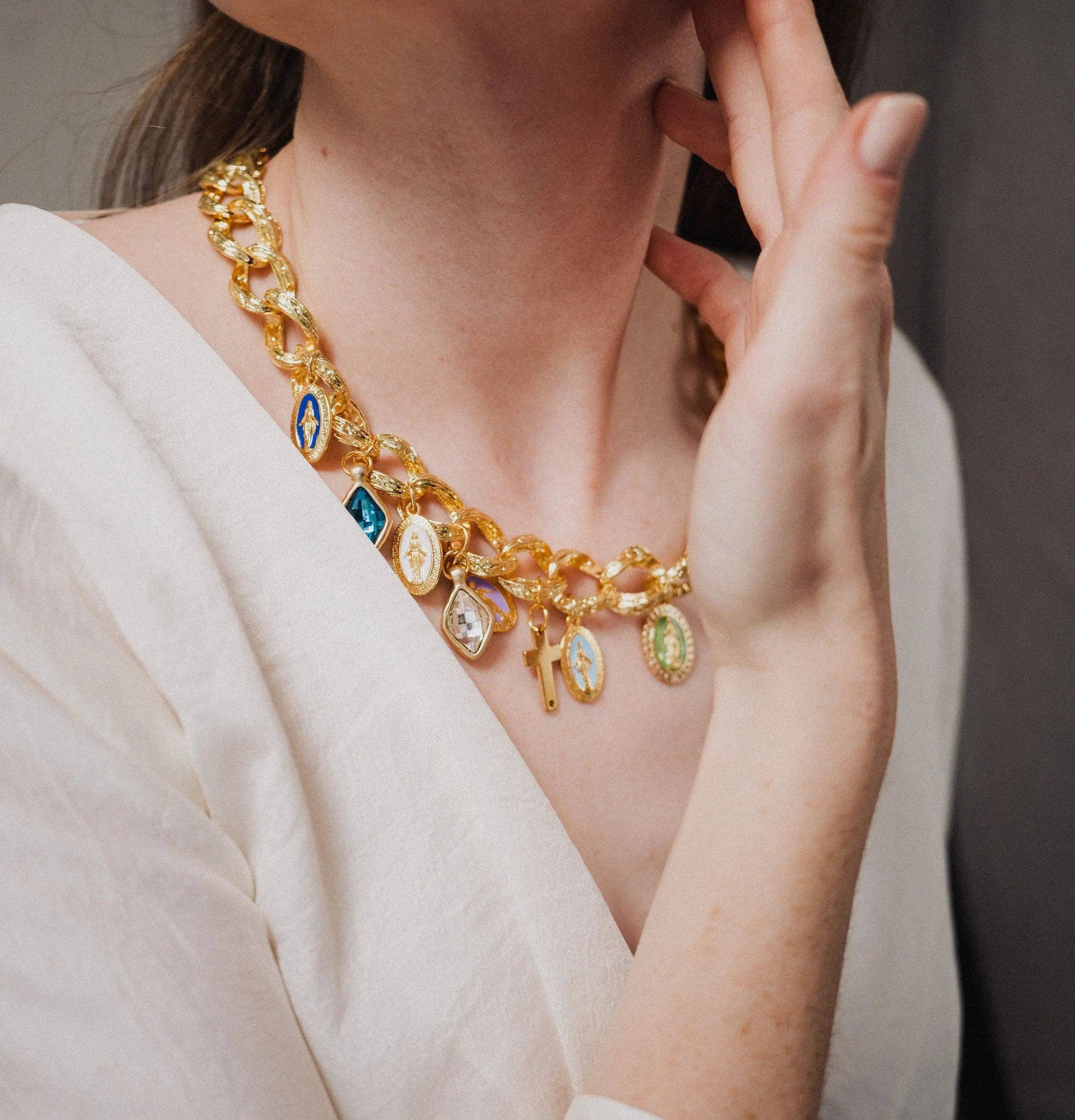 PHOEBE´S - Wholesale Halskettinghanger - Gouden Ketting van de Maagd Maria2