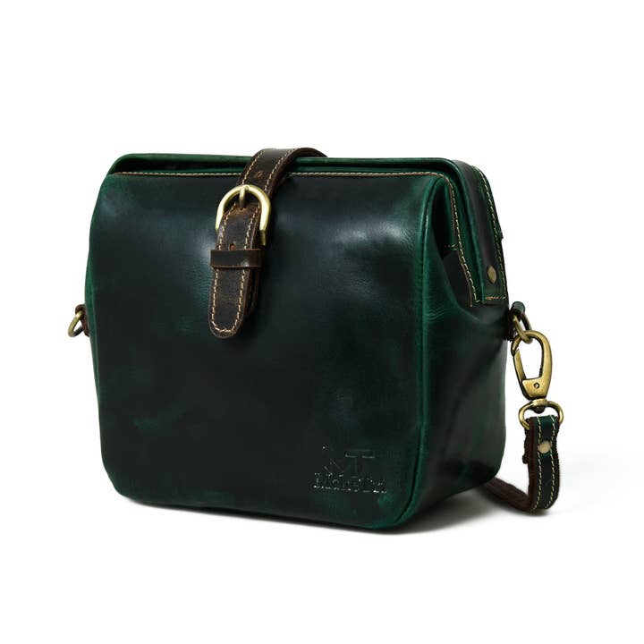 Classy Leather Bags - Wholesale Crossbody Bag - Women's - City Explorer Crossbody