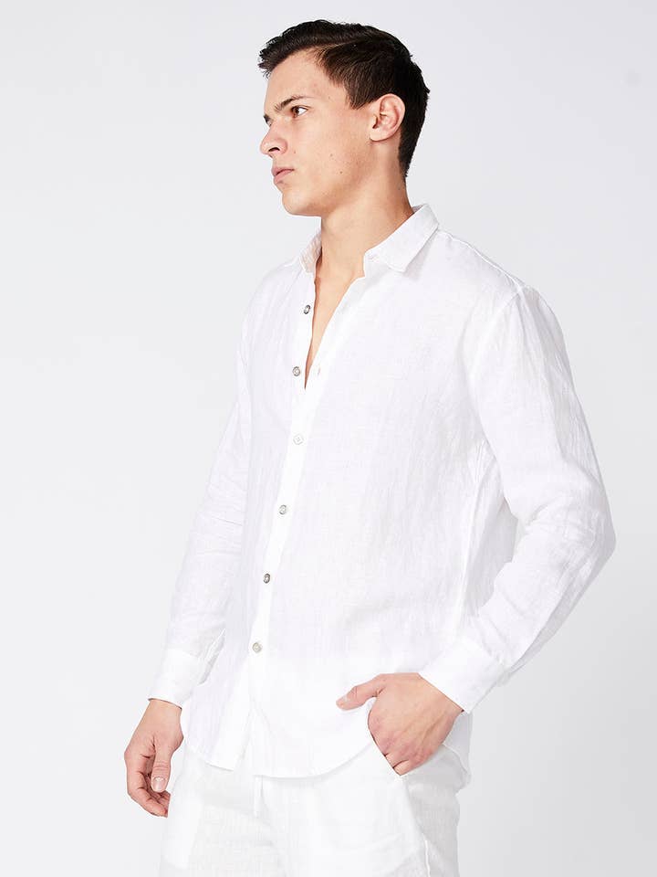 Chemise en lin manches longues pour la vente par Merlino Street