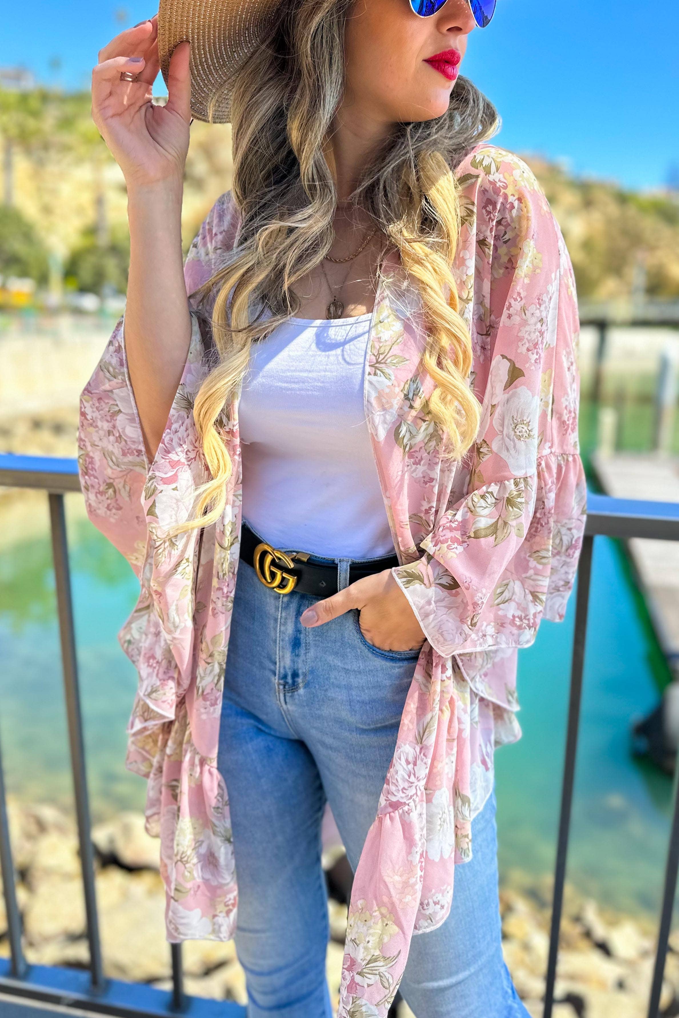 Fard Kimono copricostume in chiffon con stampa floreale e maniche a balze. in vendita all'ingrosso su Faire4