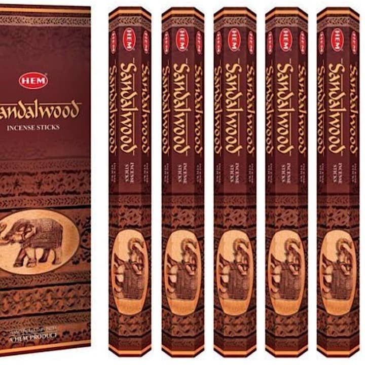 Wierook sandelhout, 120 stokjes in een sixpack. Merk van Hem voor wholesale door Aakriti Inc.
