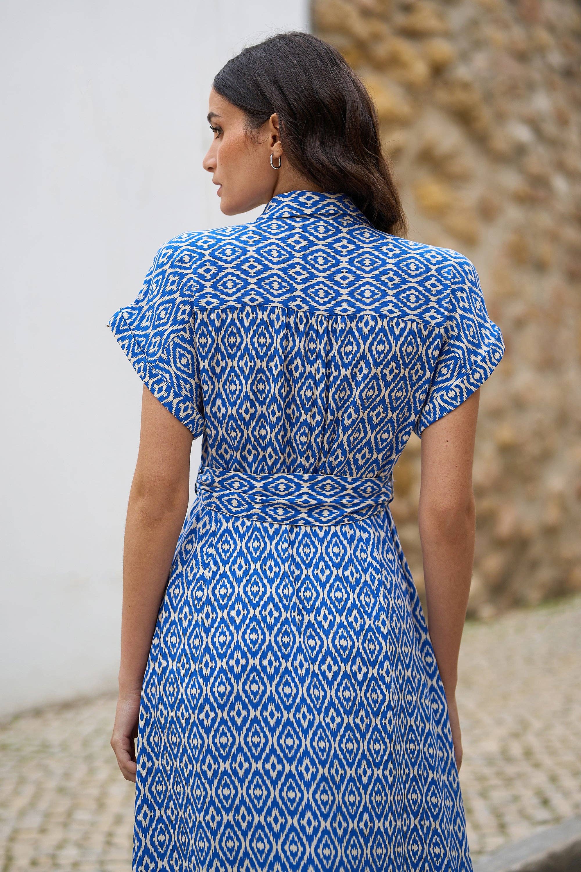 Azul Vestido midi azul de viscosa con cinturón a juego Yumi de venta al por mayor en Faire3