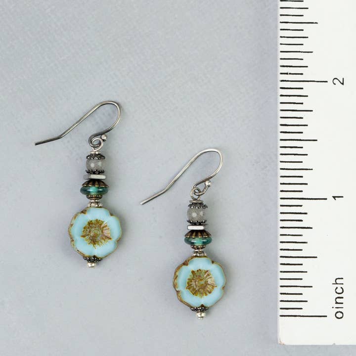Anne Vaughan Designs Jewelry – Engroshandel Hængeøreringe og creoløreringe – Venetian Dreams tjekkisk glas Aqua Flower enkle øreringe