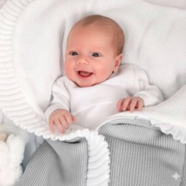 Gray knitted baby sack for universal carrycot for wholesale by Minutus