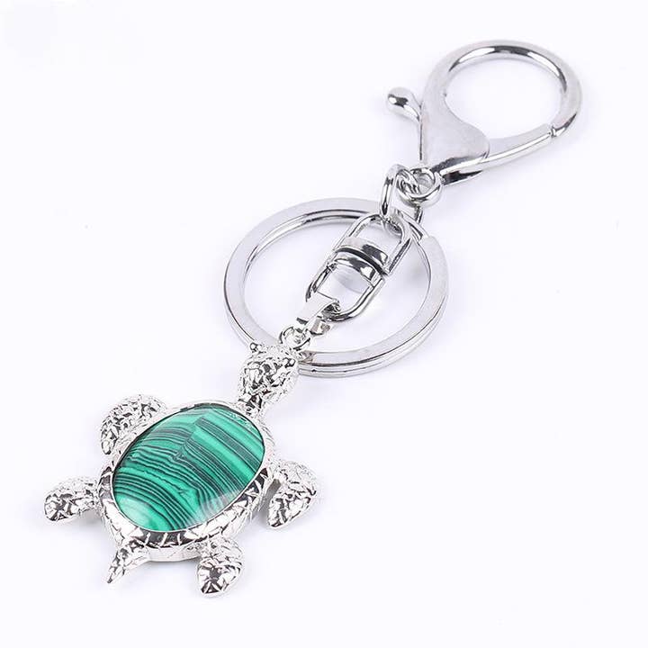 Mio Queena – Großhandel Schlüsselanhänger – Damen – Schlüsselanhänger mit Schildkrötenanhänger und eingefasstem Naturstein9