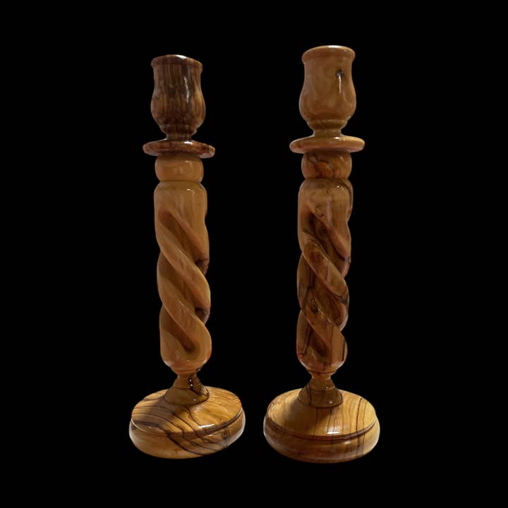 Par af lige solide snoede lysestager (9'H) (Kopi) for engroshandel hos Holy Land Imports