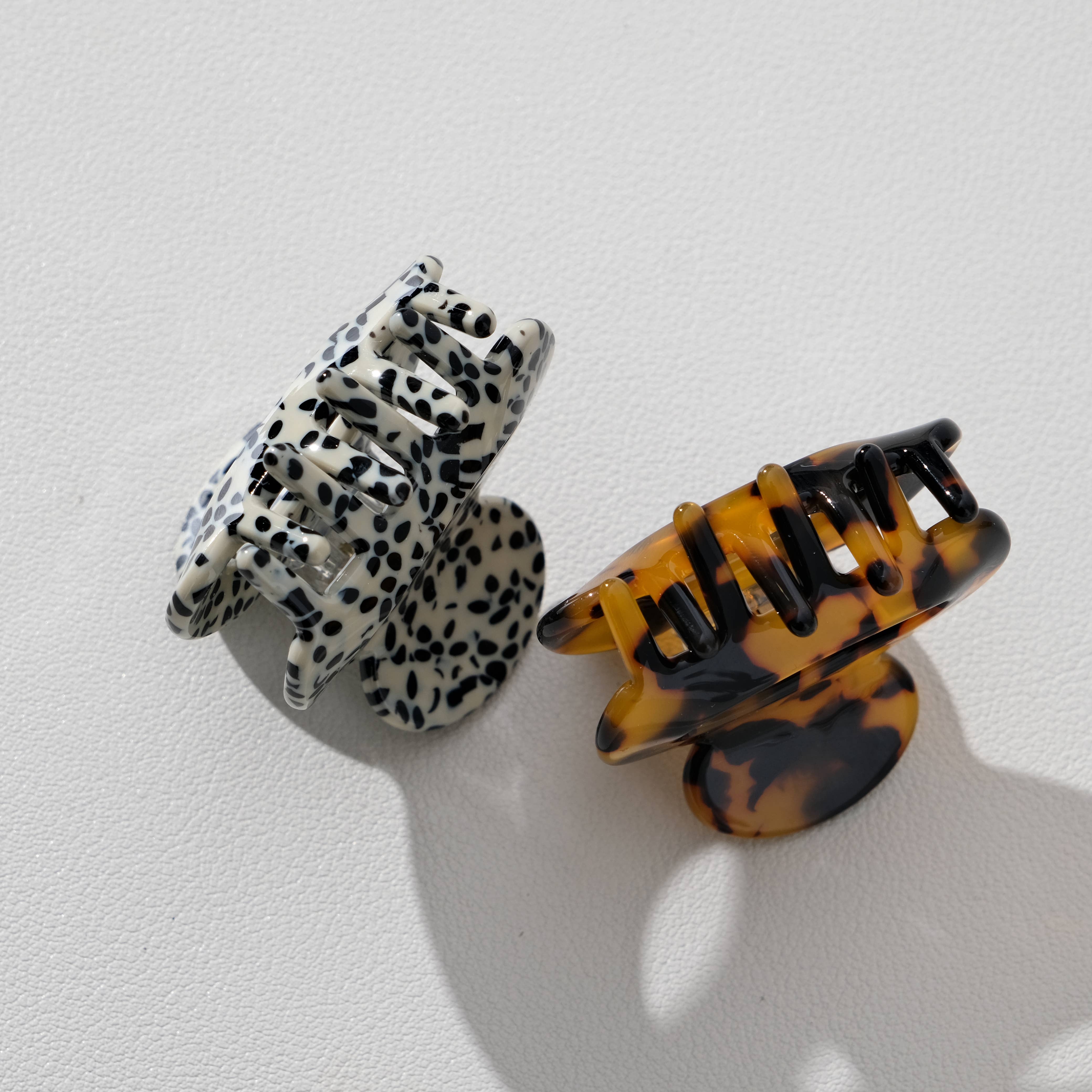 Adorro - Wholesale Hair Clip - Women's - Lucie Core | Mini Bubble Claw Clip6