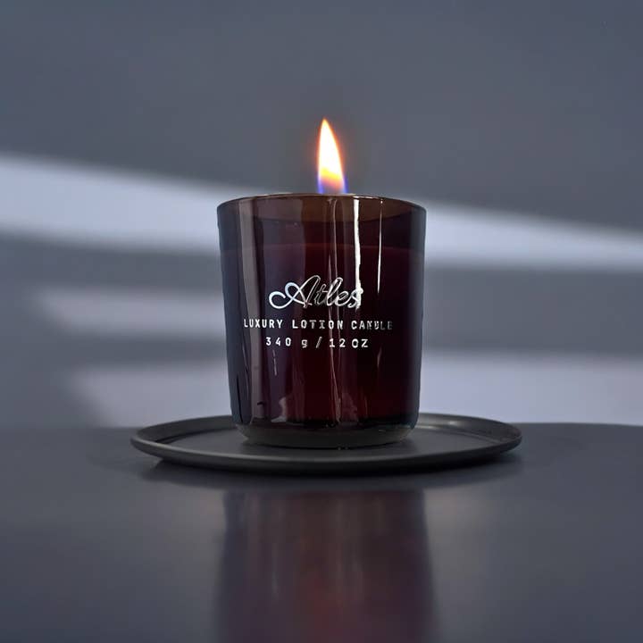 Teakwood Lotion Candle | Massage Oil Candle for wholesale by Atles and Ares
