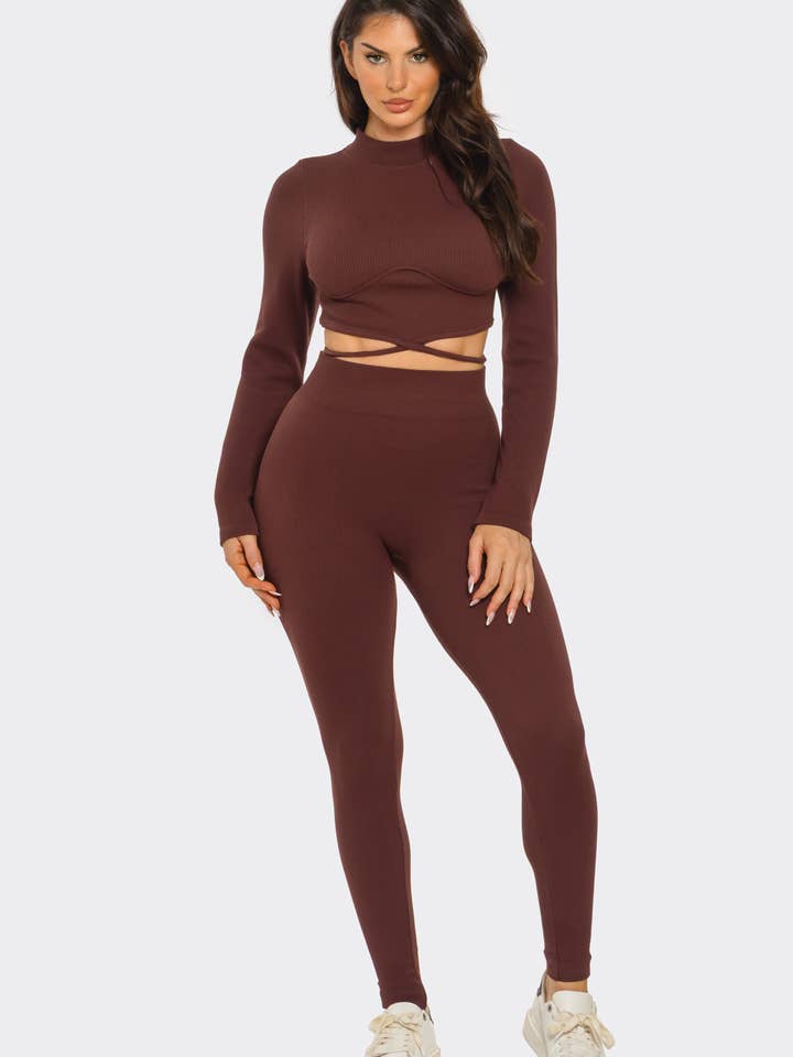 Julia by LoveJ – wholesale Activewear set – Women′s – Plus Front Waist Back Tie Top And Leggings Set11