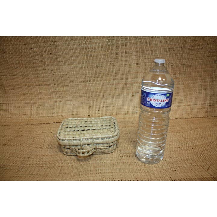 Boutique Huléti - Wholesale Basket - Kids & Baby - BASKET SUITCASE - Handles & NATURAL Closure - Handwoven - Baby Newborn Suitcase