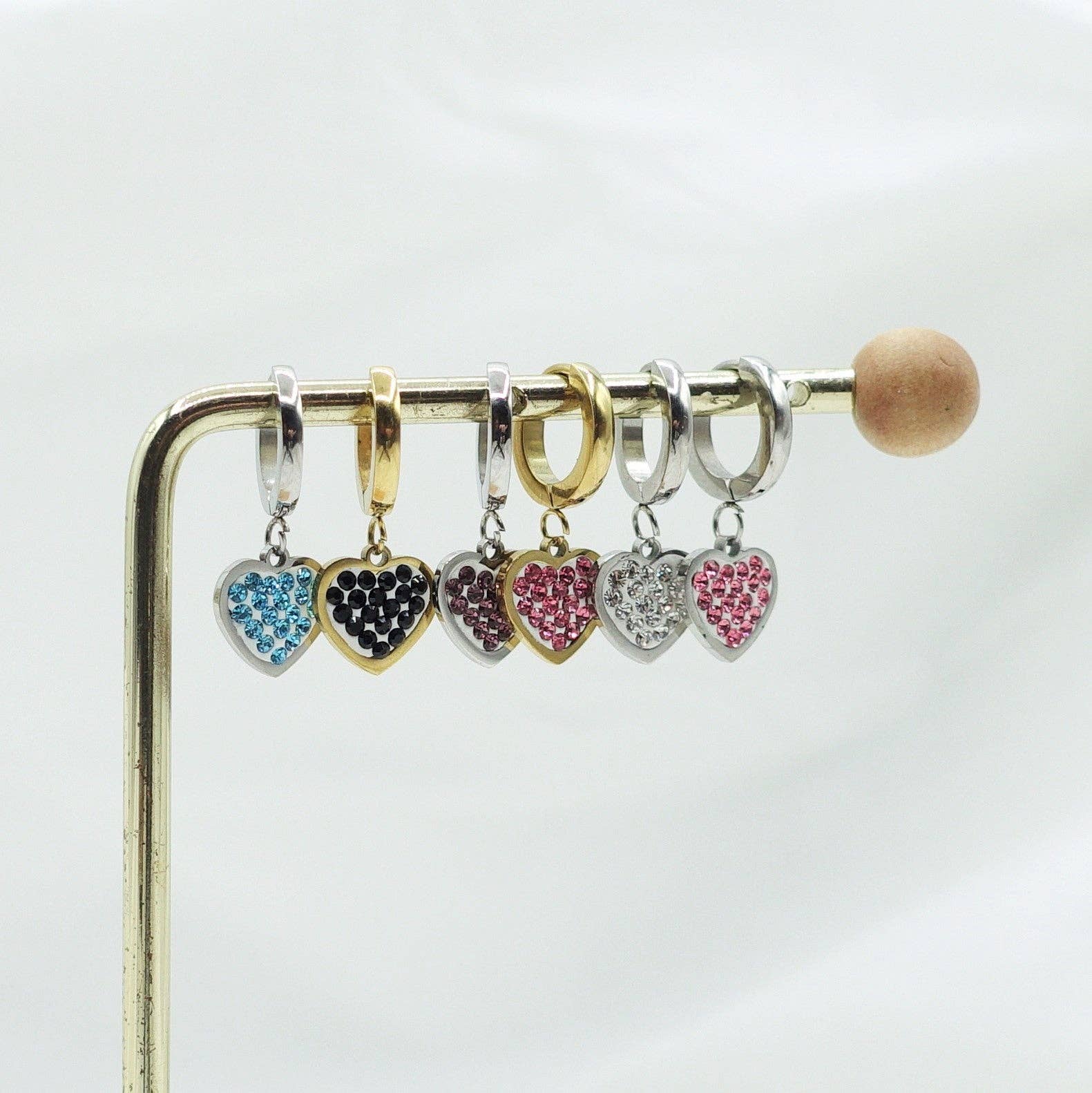 Daemon srls – wholesale Huggie earrings – LUCY ~ Zircons heart Stainless Steel Earrings20