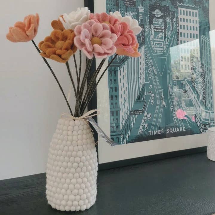 New Heidi - Wholesale Vase - Felt flower vases - New Heidi handmade creation1