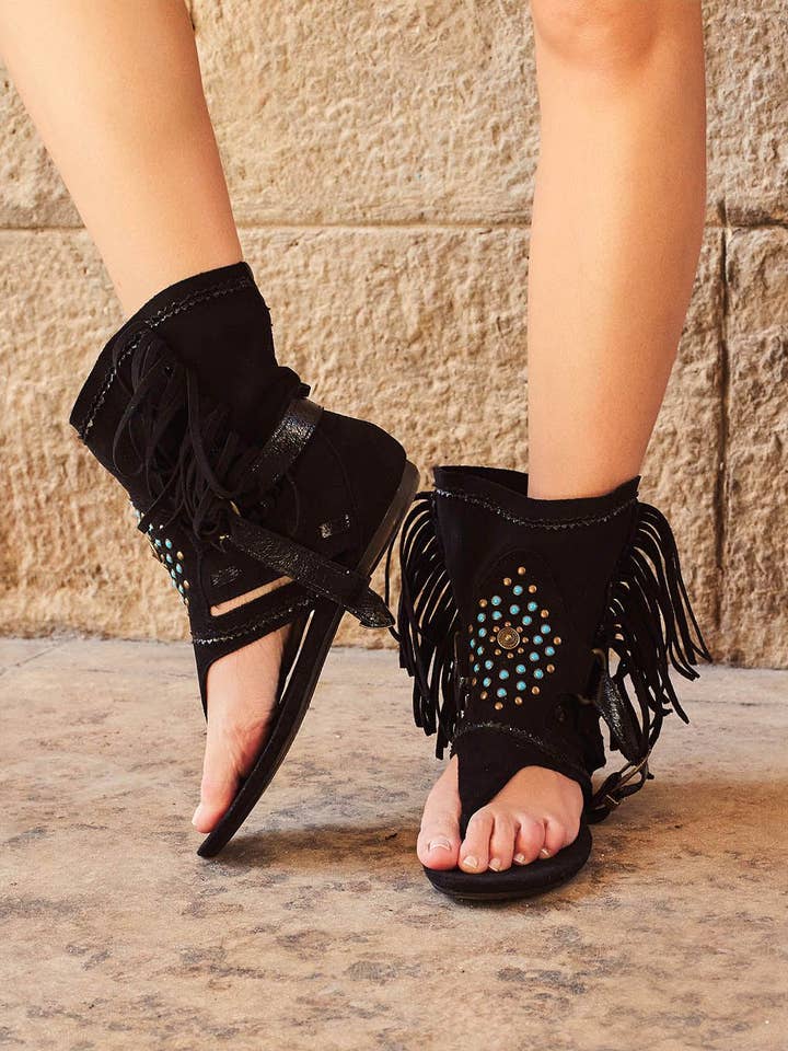 SWEET MAGIC MODA Y COMPLEMENTOS – Großhandel Sandalen – Damen – BOHO-CHIC-FRANSEN-SANDALE1