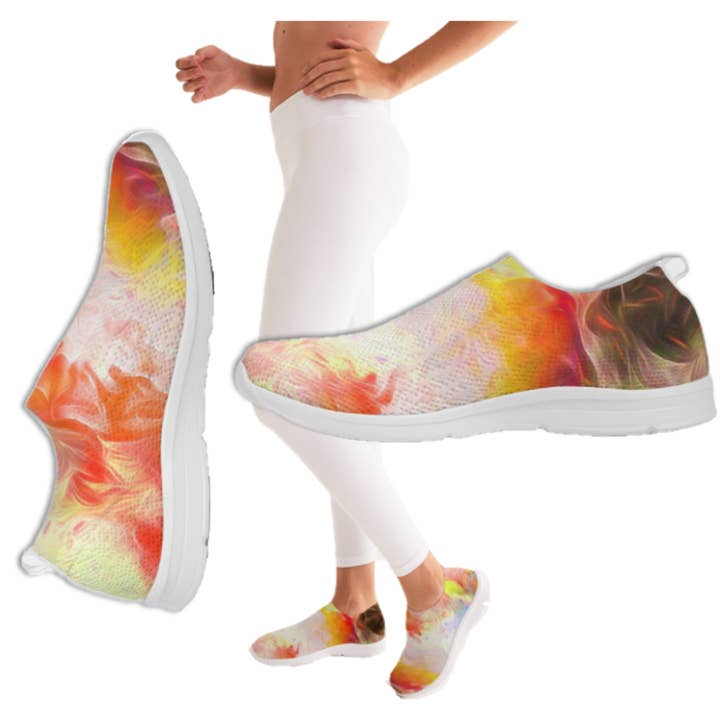 Tênis slip-on de malha voadora - design tie dye. Keds confortáveis casuais para mulheres. Yo malvado por atacado de WickedYo