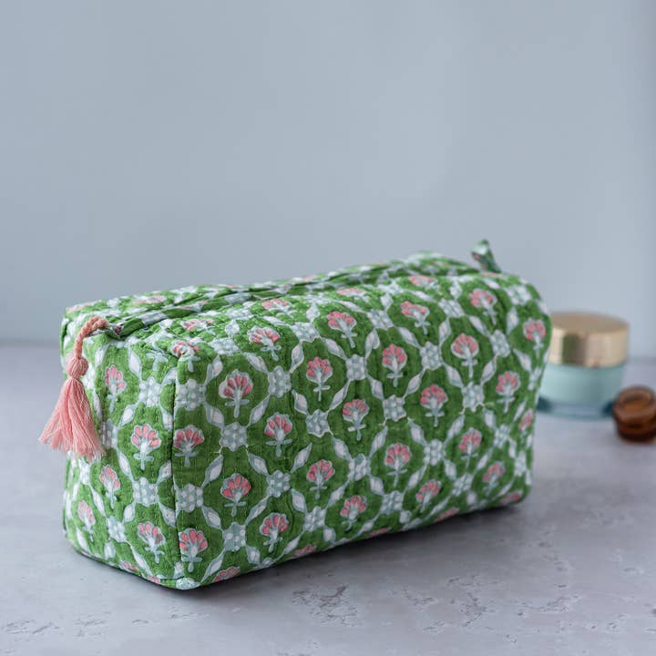 Constance & Denny - Wholesale Makeup/Cosmetic Bag - PETAL cosmetic bag1