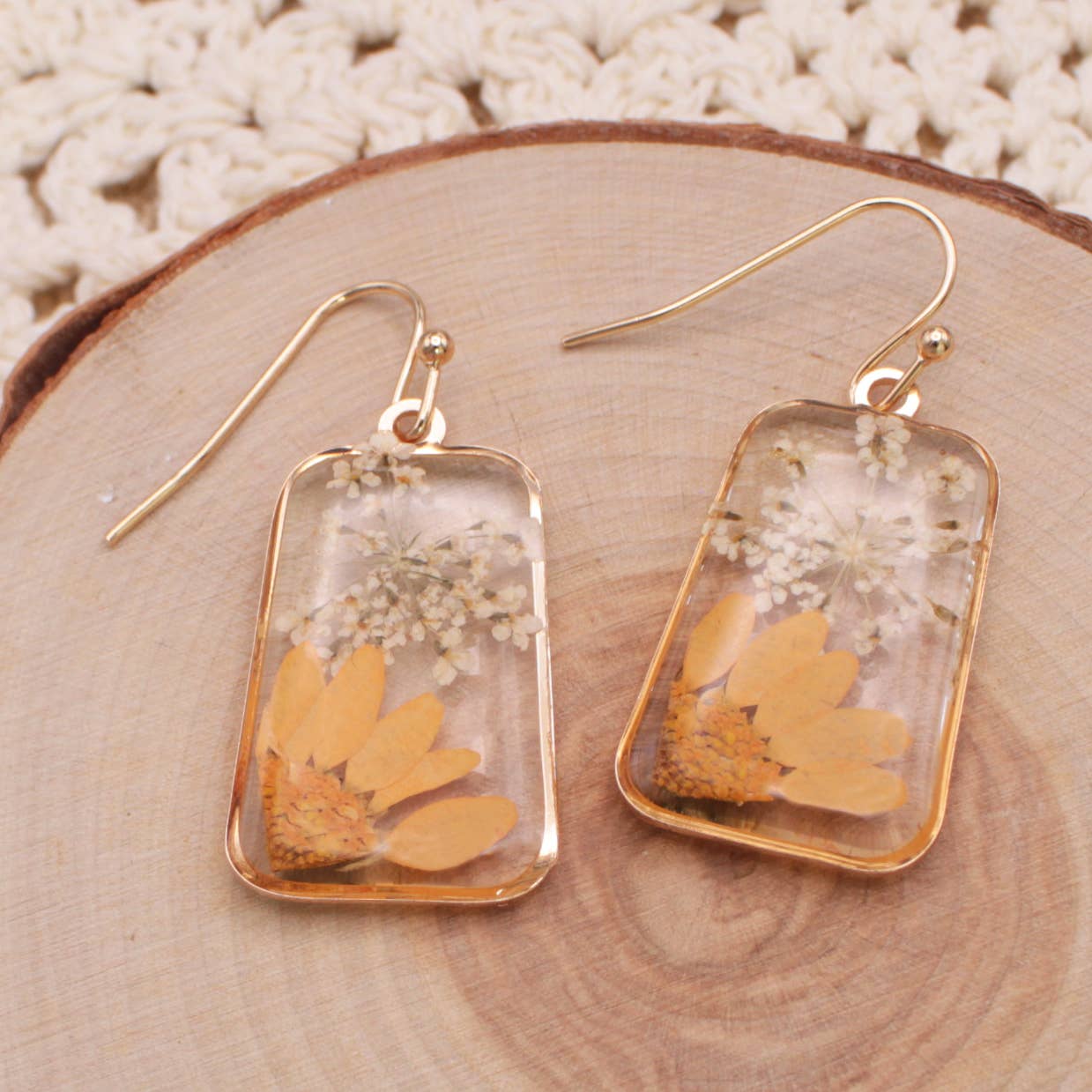 ZAD - Wholesale Dangle Earrings - Cottage Floral Dried Sunflower Earring4
