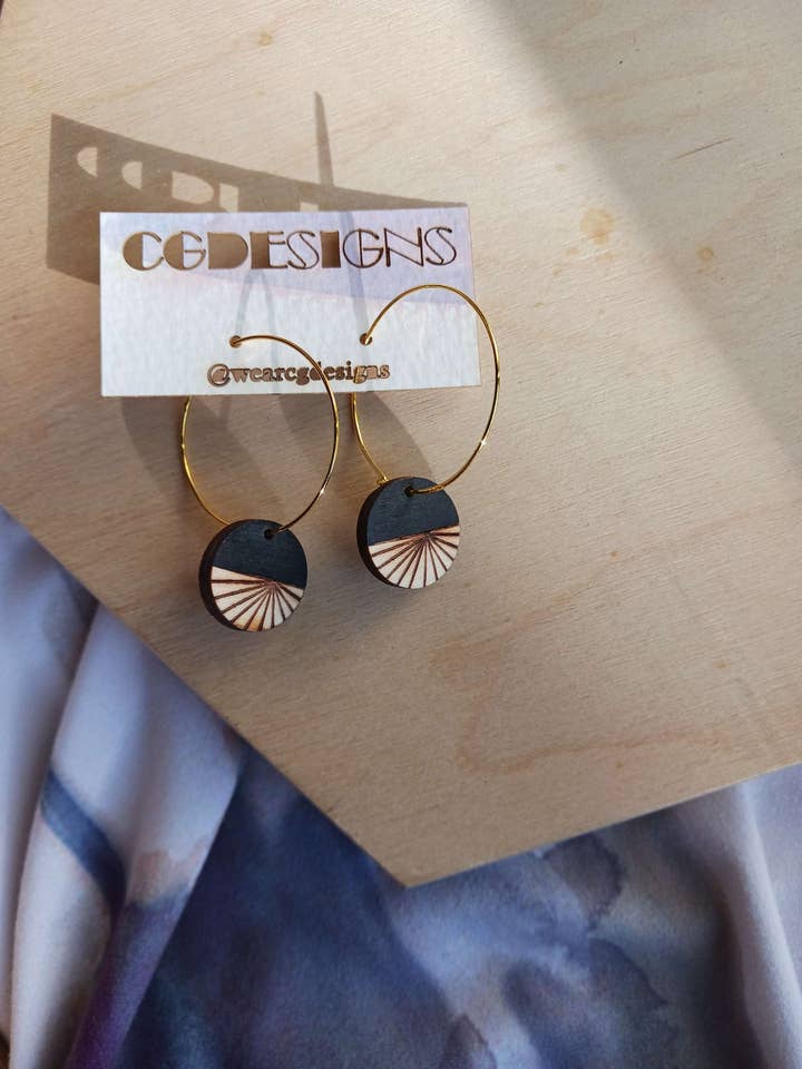 Houten sieraden - Dark Plains - Hoop Earring voor wholesale door CGDesigns