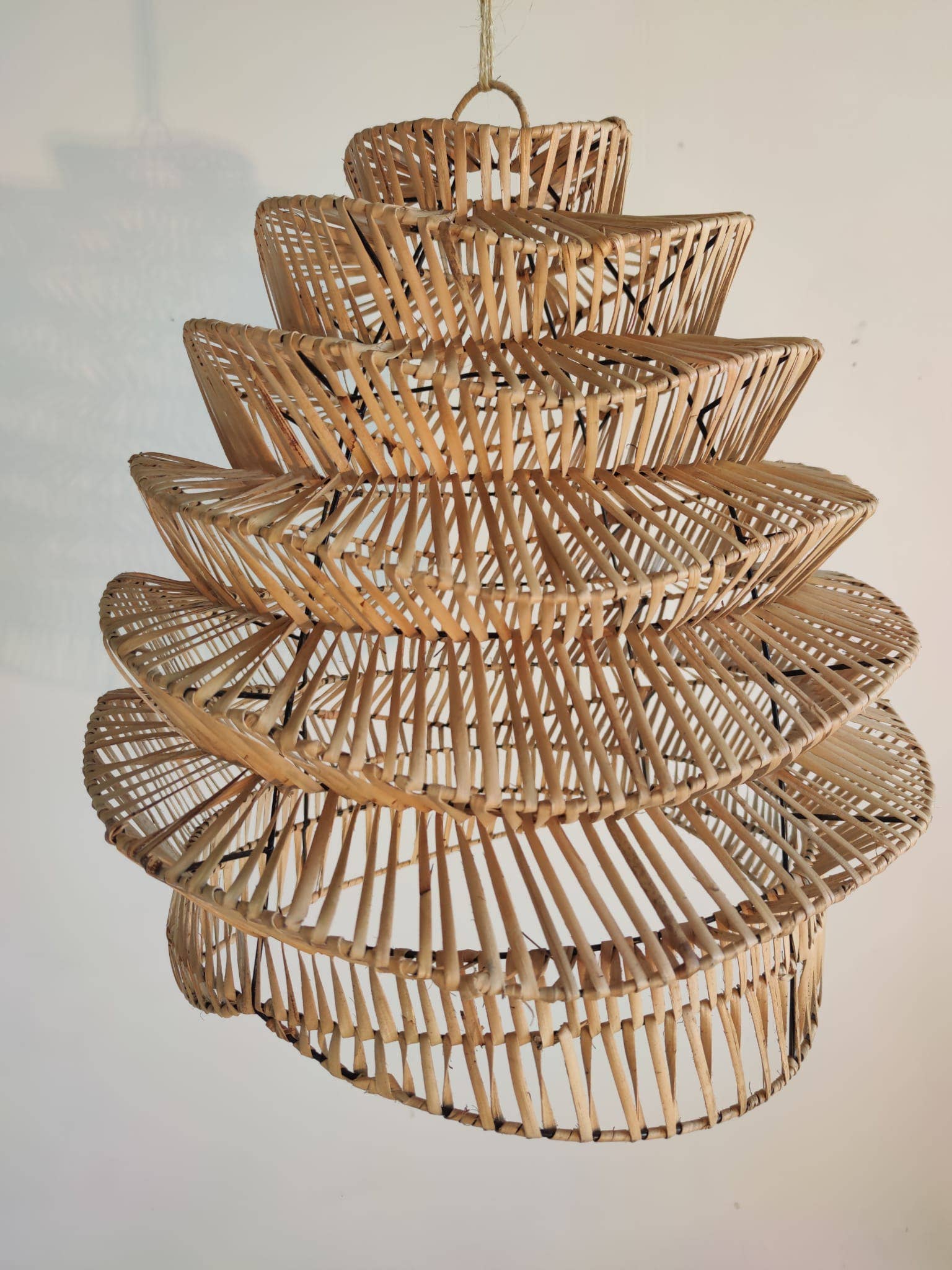 Office Objets - Wholesale Chandelier/Hanging Light - Woven rattan pendant in natural accordion shape13