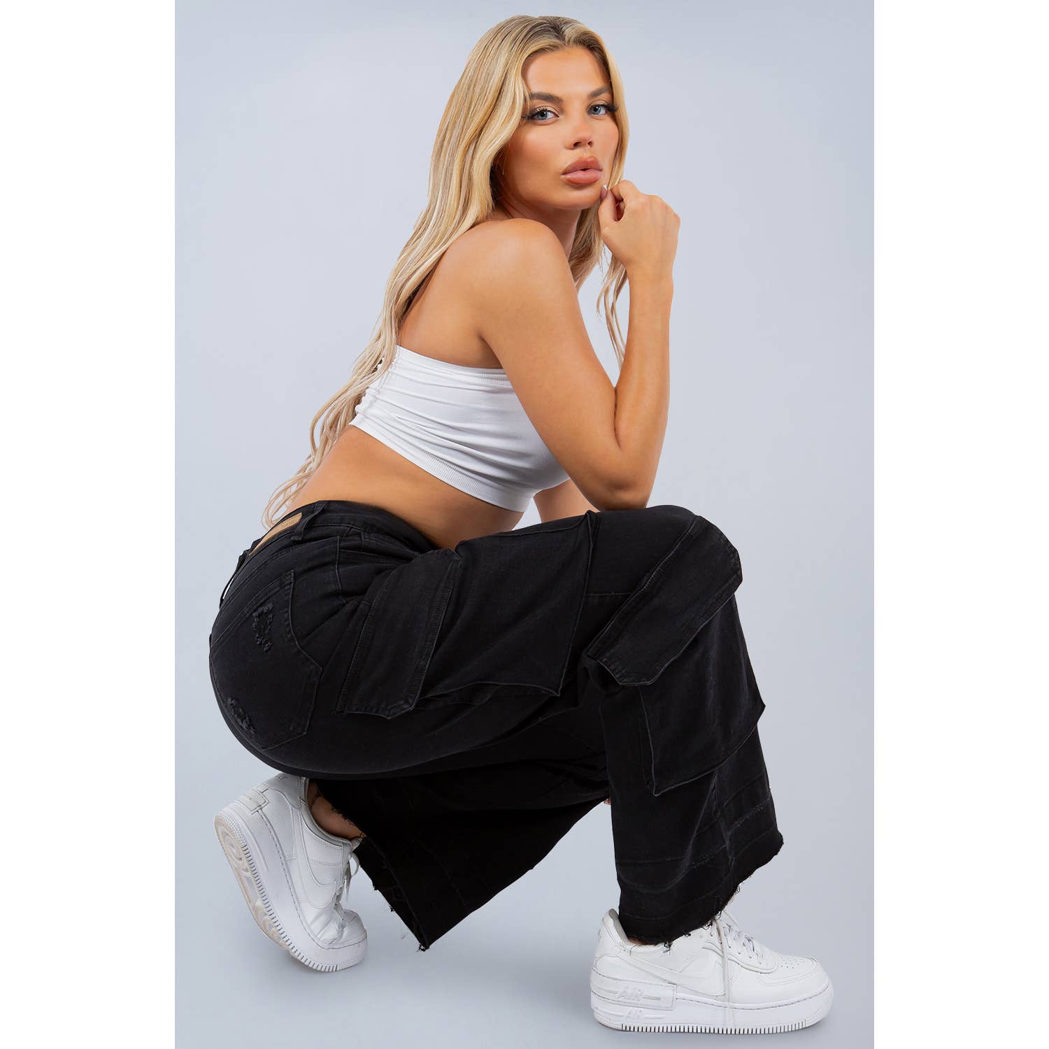 Nero Jeans cargo super elasticizzati con quattro tasche con tasca 3D RH2203 neri in vendita all'ingrosso su Faire5