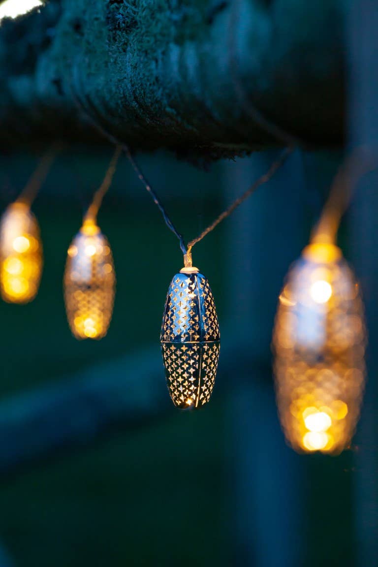 Allsop Home & Garden - Venta al por mayor Guirnalda de luces - Luces solares metálicas Marrakesh en cadena - Estrella plateada10