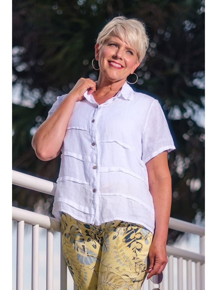 TINA Stephens Italy/Tees By Tina - Wholesale Button Down Shirt - Women's - Alorah Darted Button Down Shirt (BSS186)