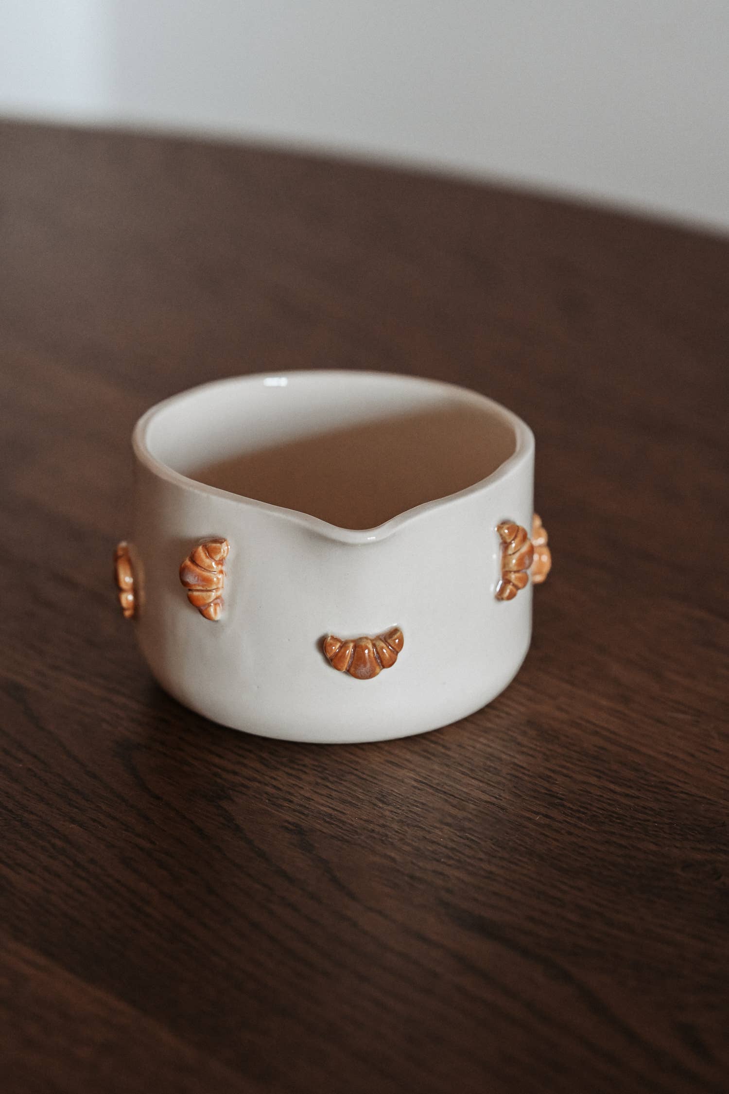 Studio ÜM - Wholesale Bowl - Matcha Bowl Croissant5