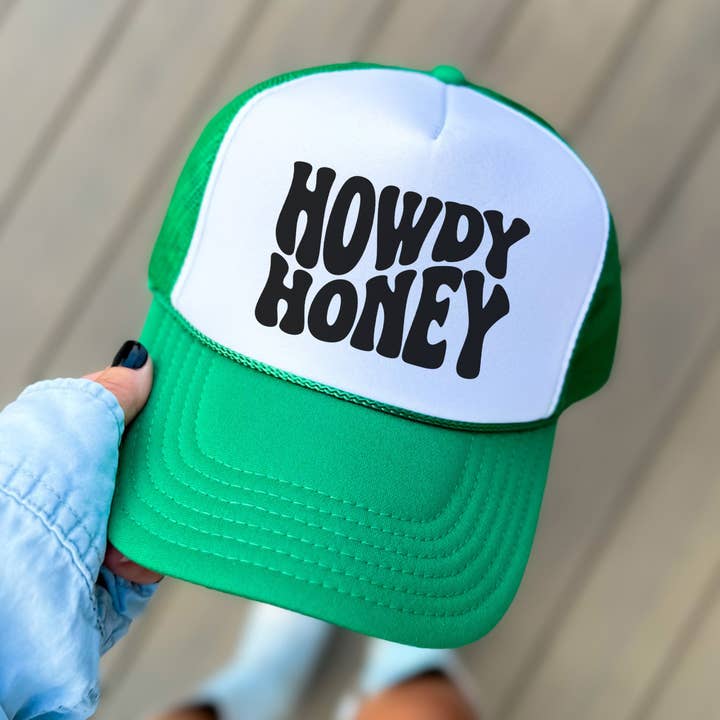Cappellino Trucker in Schiuma Howdy Honey per la vendita all'ingrosso da parte di DaisyChainDesignCo