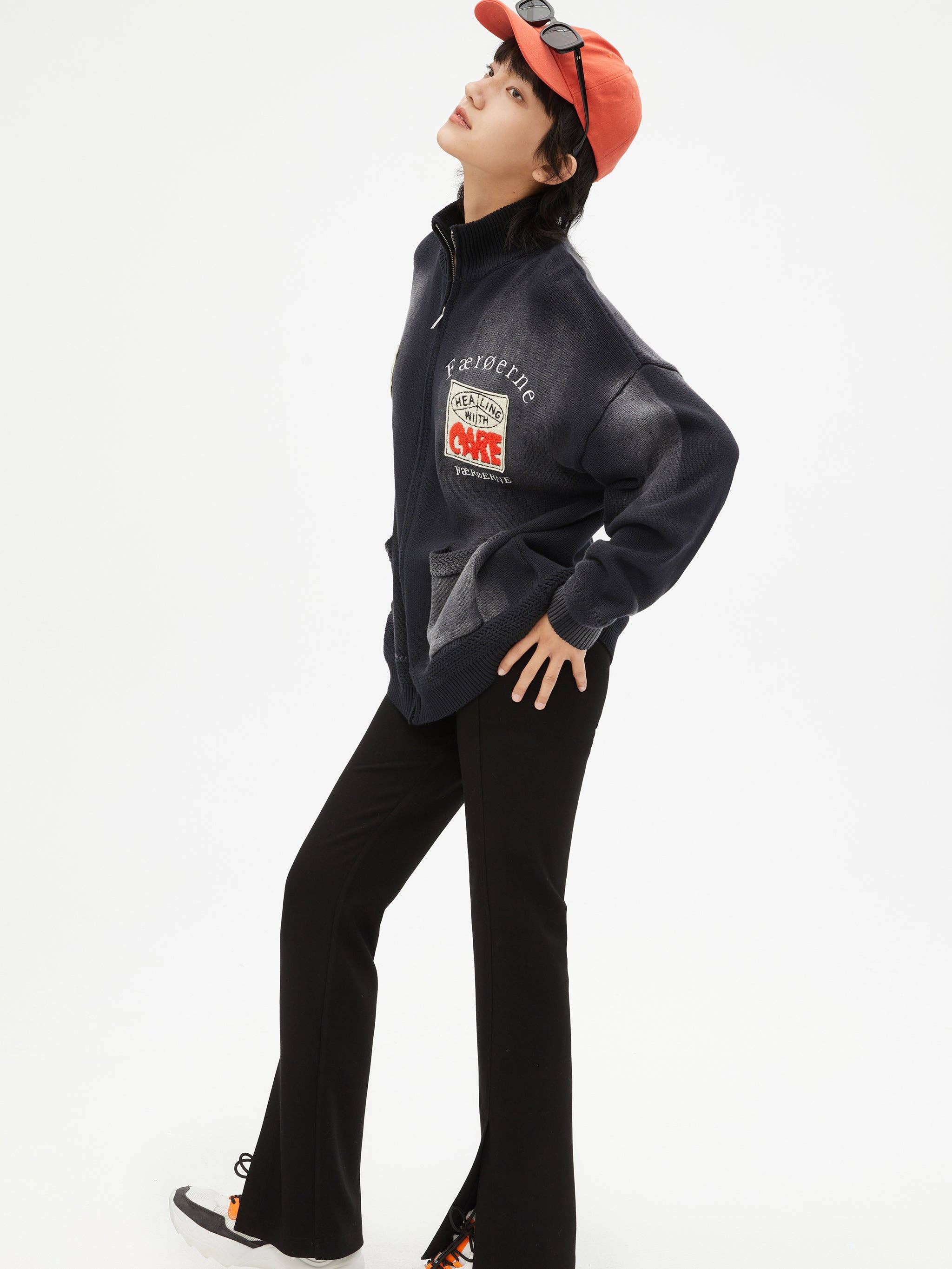 Urlazh - Wholesale Sweatshirt - Women's - Airbrush Graffiti Sweater4