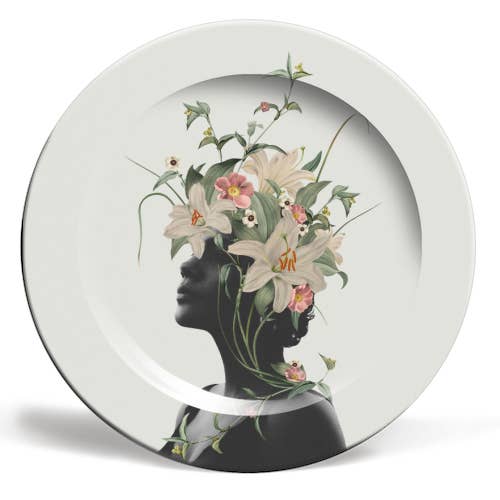 Plates 'Lily Flower' for wholesale by ART WOW