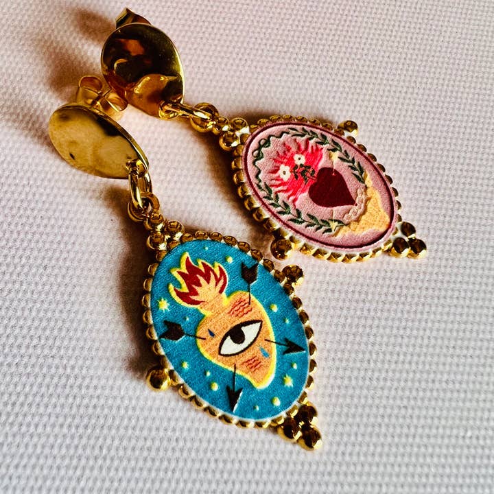 Mexican heart earrings painted for wholesale by Pampa Mia