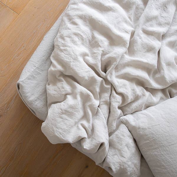 LinenMe - Vente Draps-housses - Drap-housse en lin Silver Stone Washed1