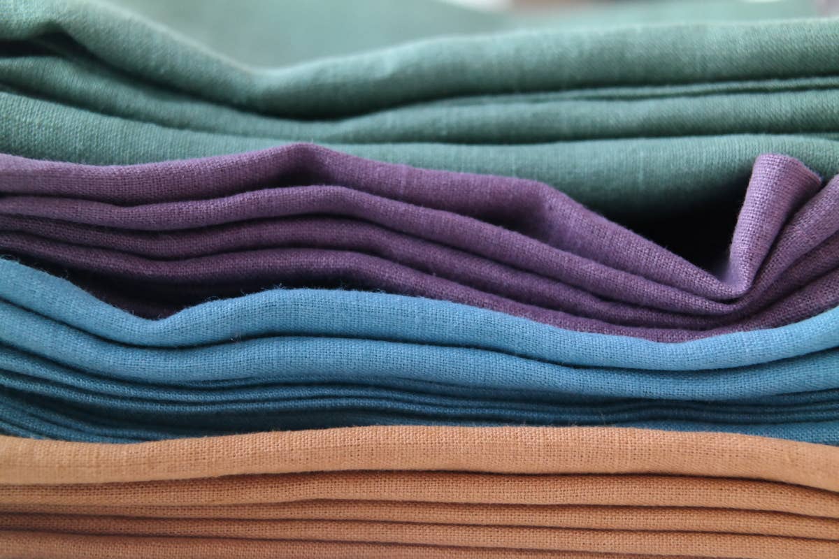 Liem Home - Wholesale Dinner & Cloth Napkin - Linen Napkins with Mitered Corners in Various Colors5