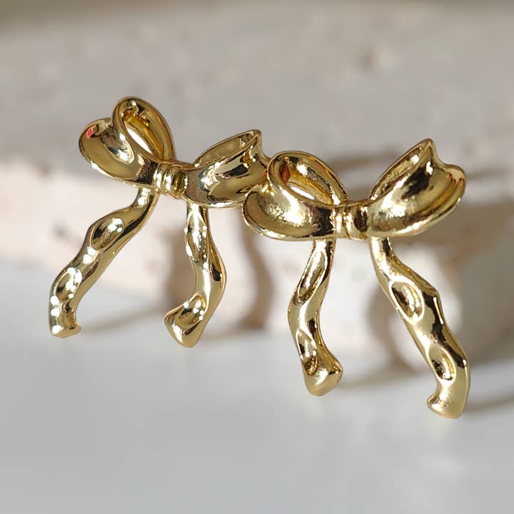 Vachana – wholesale Stud/post earrings – Vintage Ribbon Bow Earrings (Gold/Silver)0