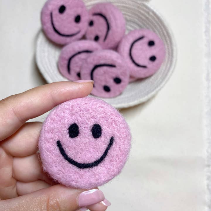Lost Vly - Wholesale Car Freshener - Women's - Felt Smiley Face Reusable Oil Diffuser9