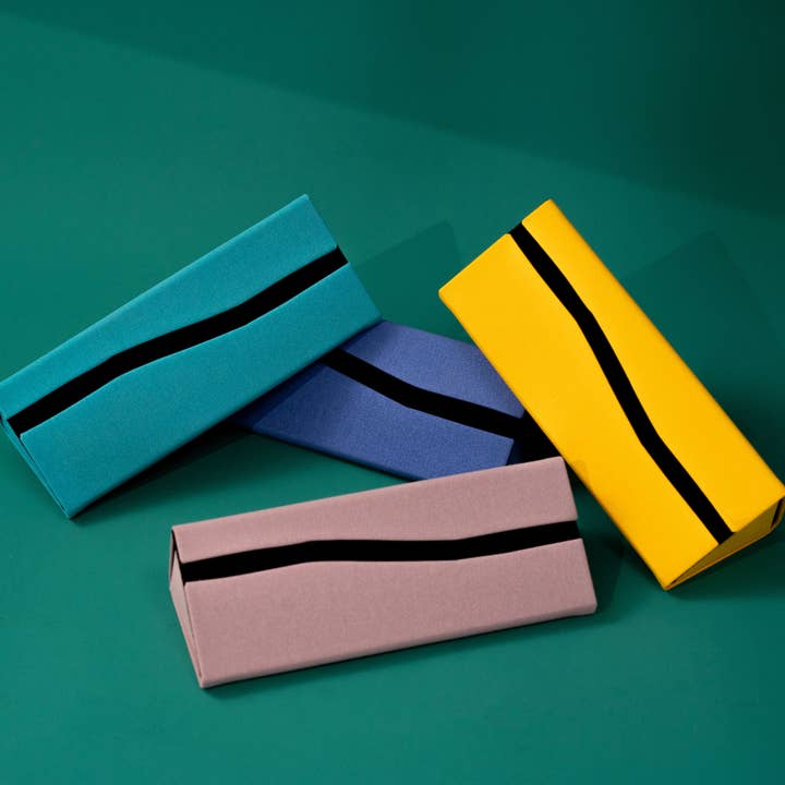 Sparkle Being - Wholesale Eyewear Cases & Holders - Women's - Retro Glasses Case - Hard Shell Fold-Flat Vegan Leather Case5