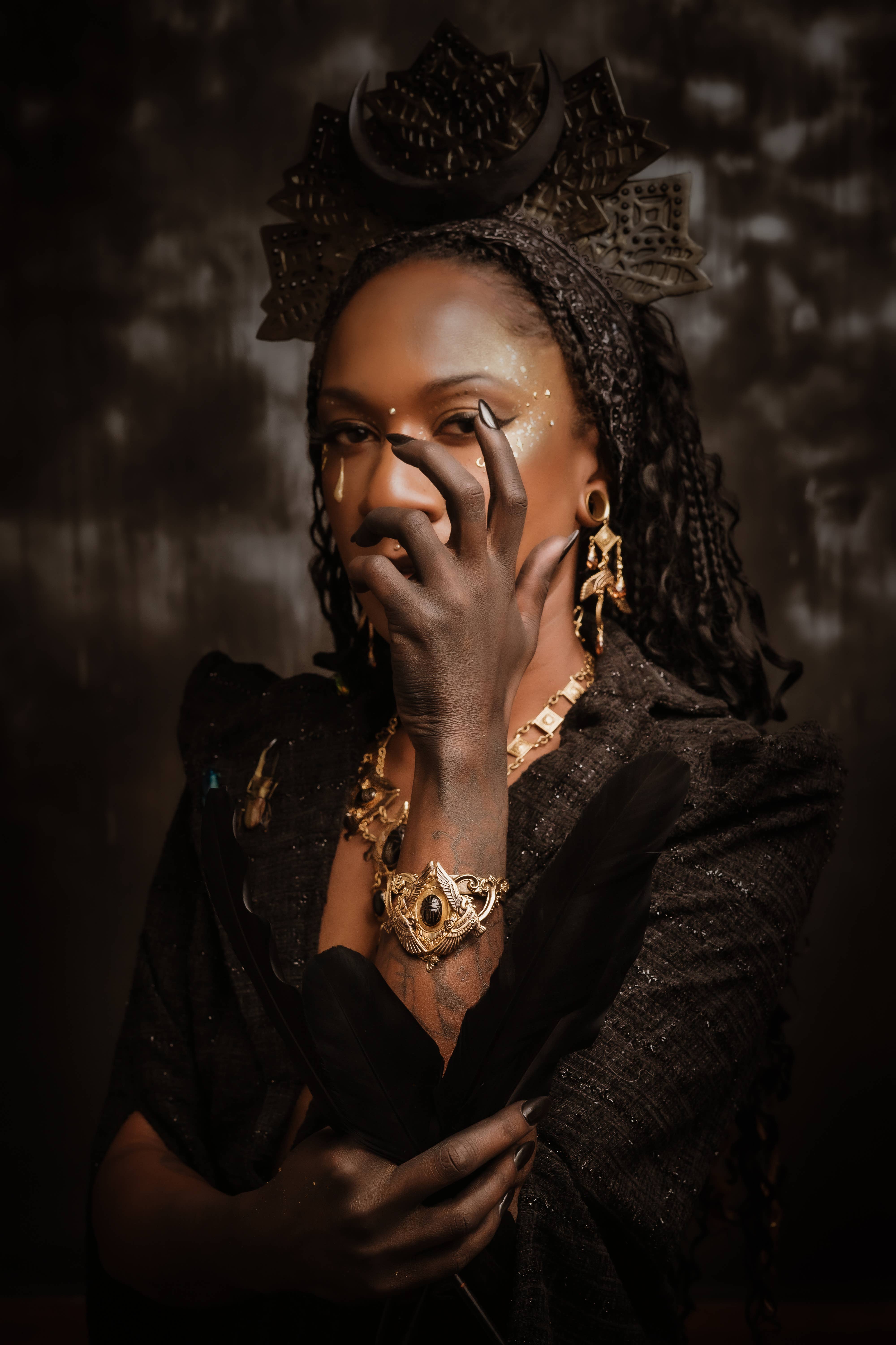 Trollbinde – wholesale Cuff bracelet – Nekhbet Shield Cuff1