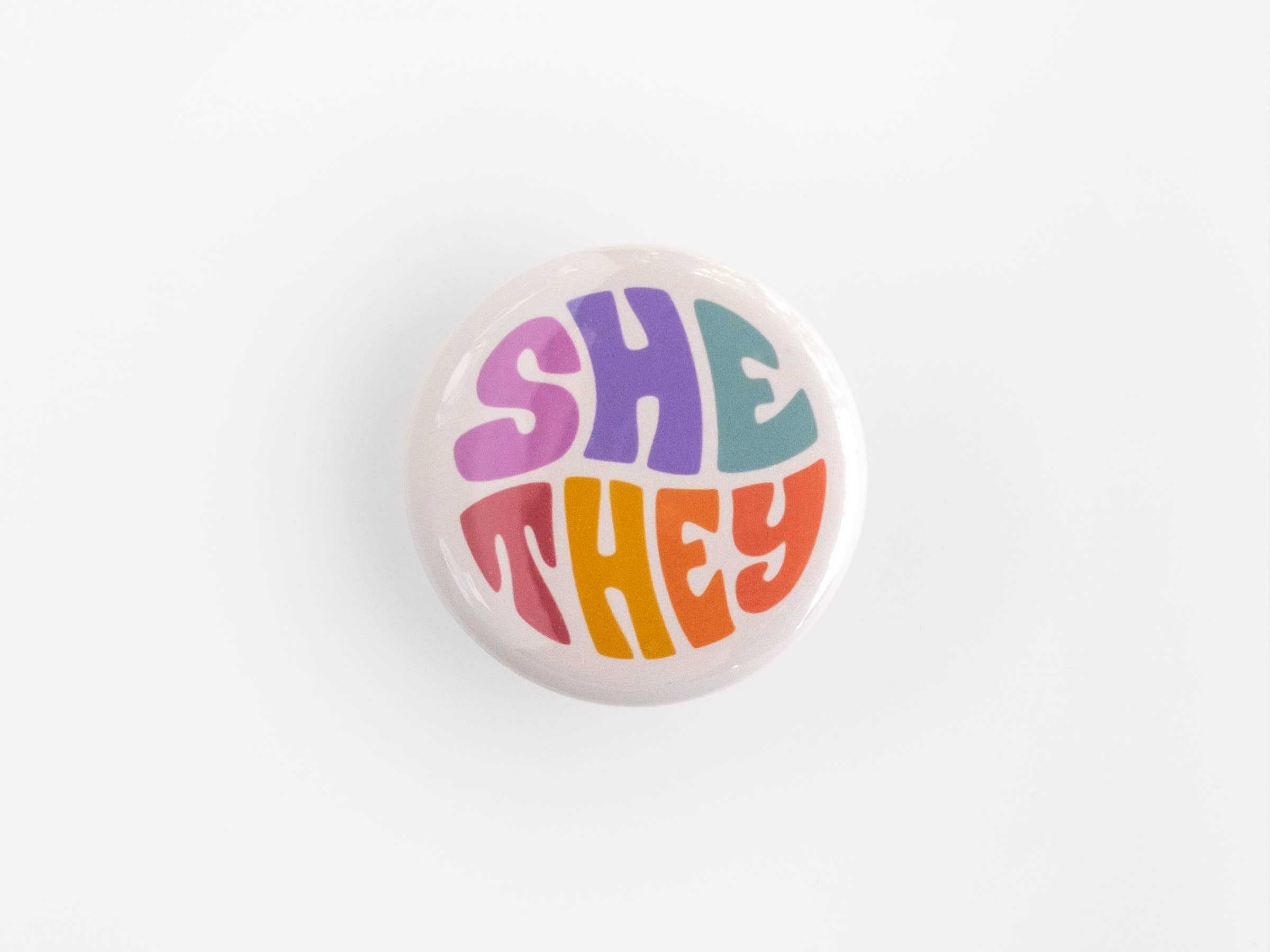 ROBNKO - Wholesale Lapel Pin/Button - Retro Pronoun Buttons3