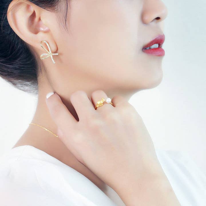 Perimade & Co. LLC - Vente Anneau/bague à empiler - Bague empilable chat doré en argent sterling 925 avec perle1