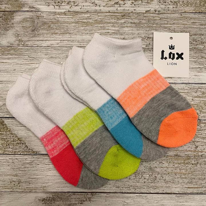 Athletic socks for kids - 4 pack for wholesale by Lox Lion