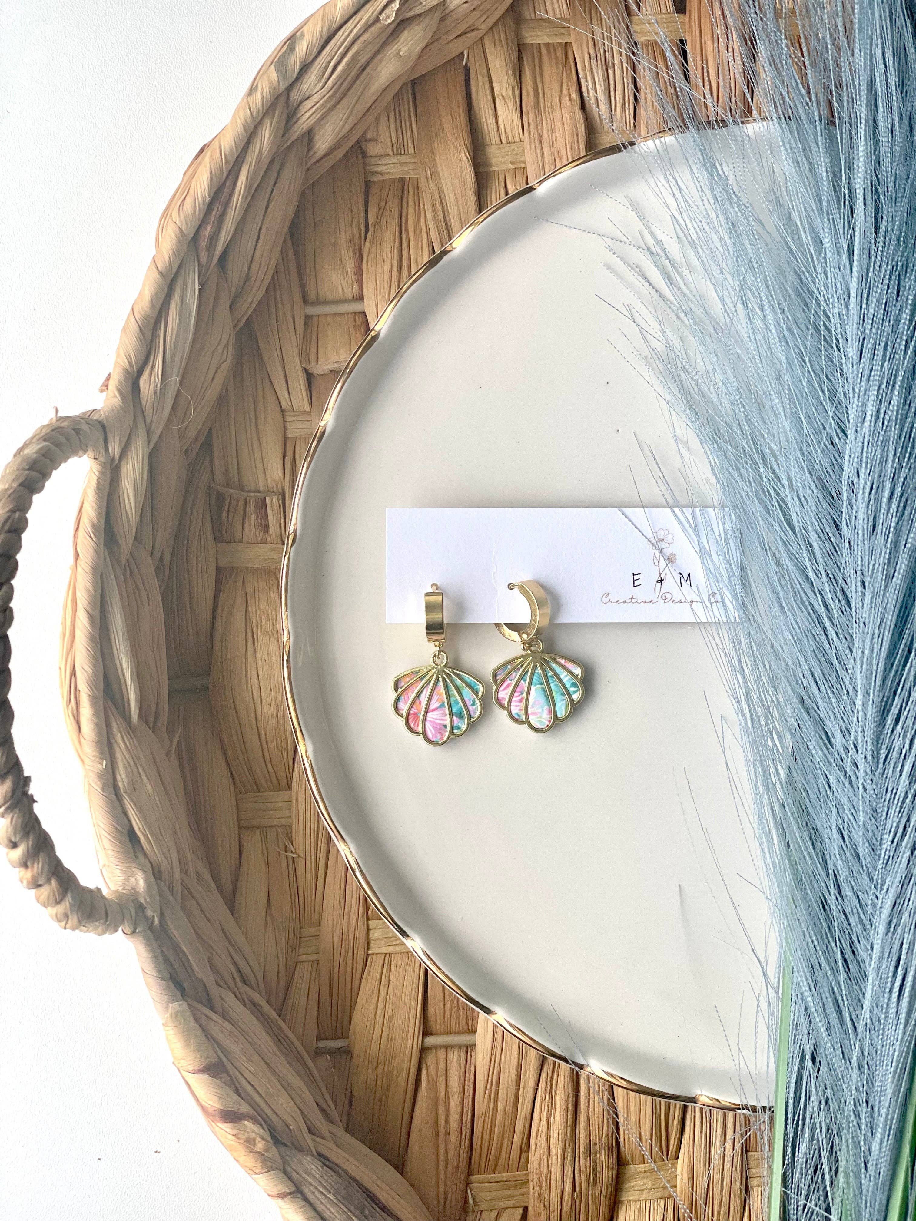 E & M Creative Design Co. - Wholesale Dangle Earrings - Vibrant Summer Shell Earrings (different styles)2