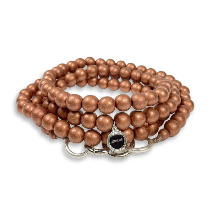 Copper mobile phone necklace made of wooden beads for wholesale by Escapulario