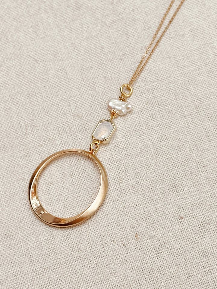 Minimalistische Hoepel met Keshi Parel Ketting - Goud voor wholesale door Gracie Rose Designs