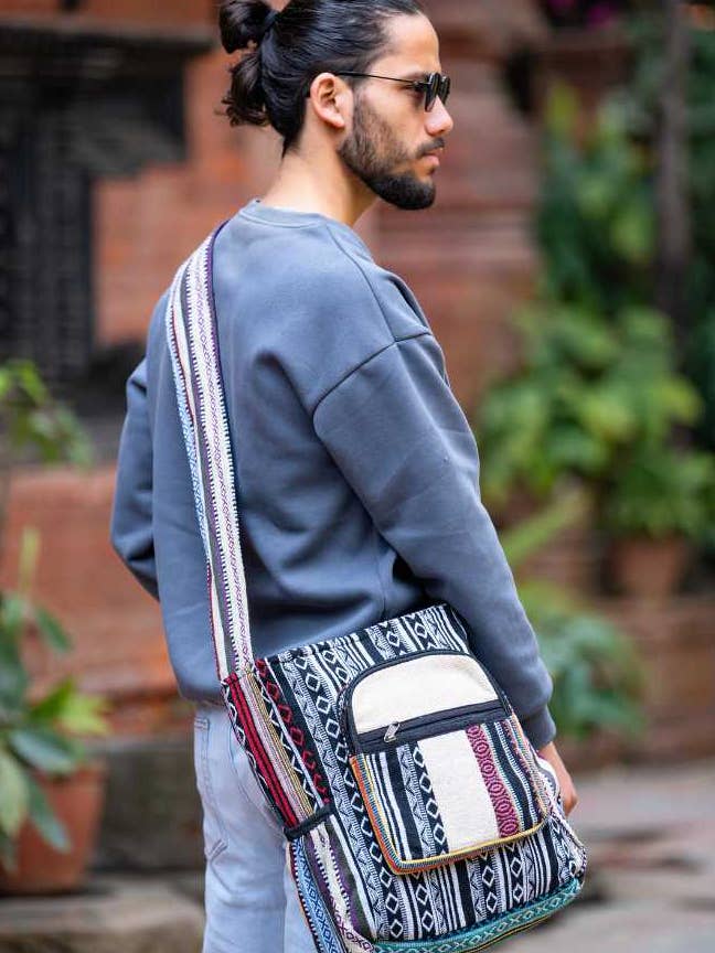 Bolso bombonera Gyari para venta al por mayor de Ganesh Himal Trading