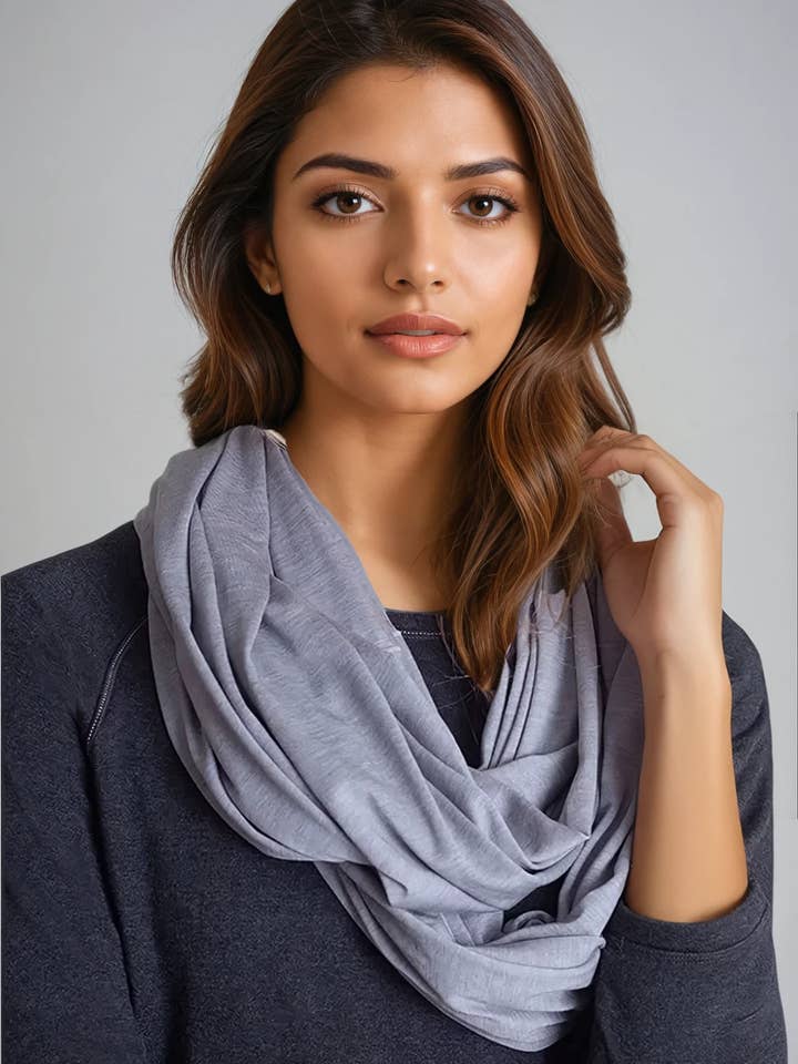 Écharpe Luxe Infinity pour la vente par Buki