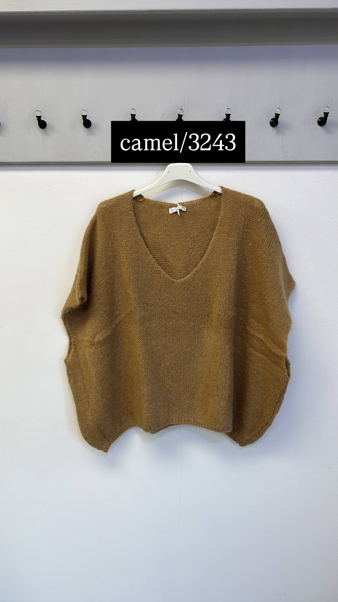 Terminal 1 Clothing - Vendita all'ingrosso Canotta - Donna - Canotta con Spalle Scese in Mohair10